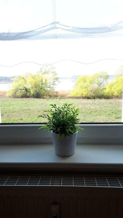 Ferienwohnung Mit Seeblick Brandenburg  Exteriör bild