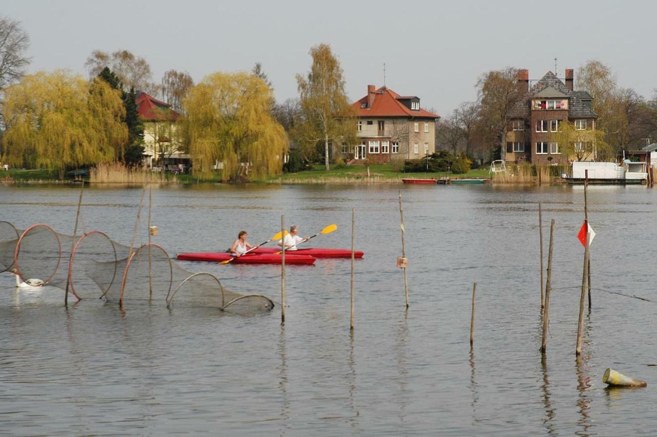 Ferienwohnung Mit Seeblick Brandenburg  Exteriör bild